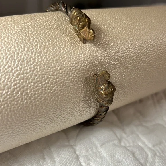 Brass bangle bracelet - Picture 2 of 2